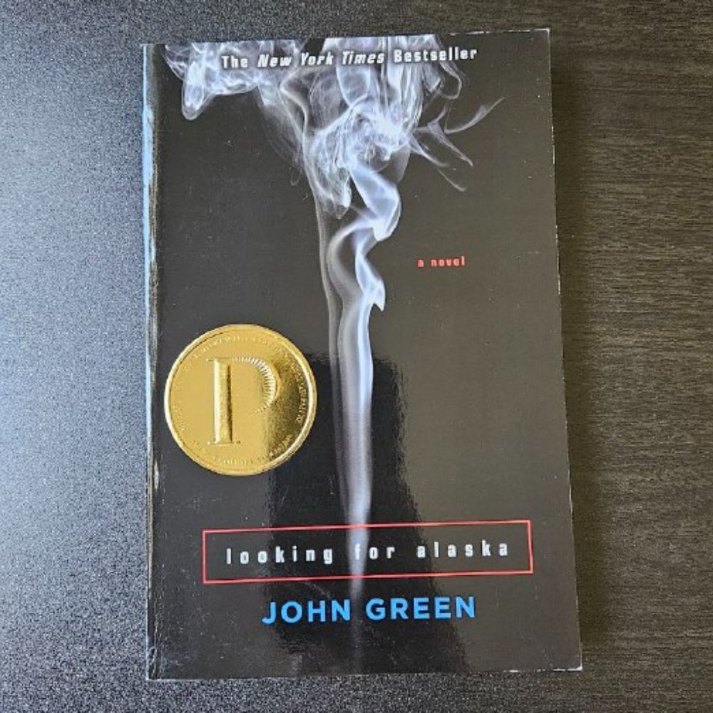 4/$20 Looking for Alaska by John Green - Paperback‎
